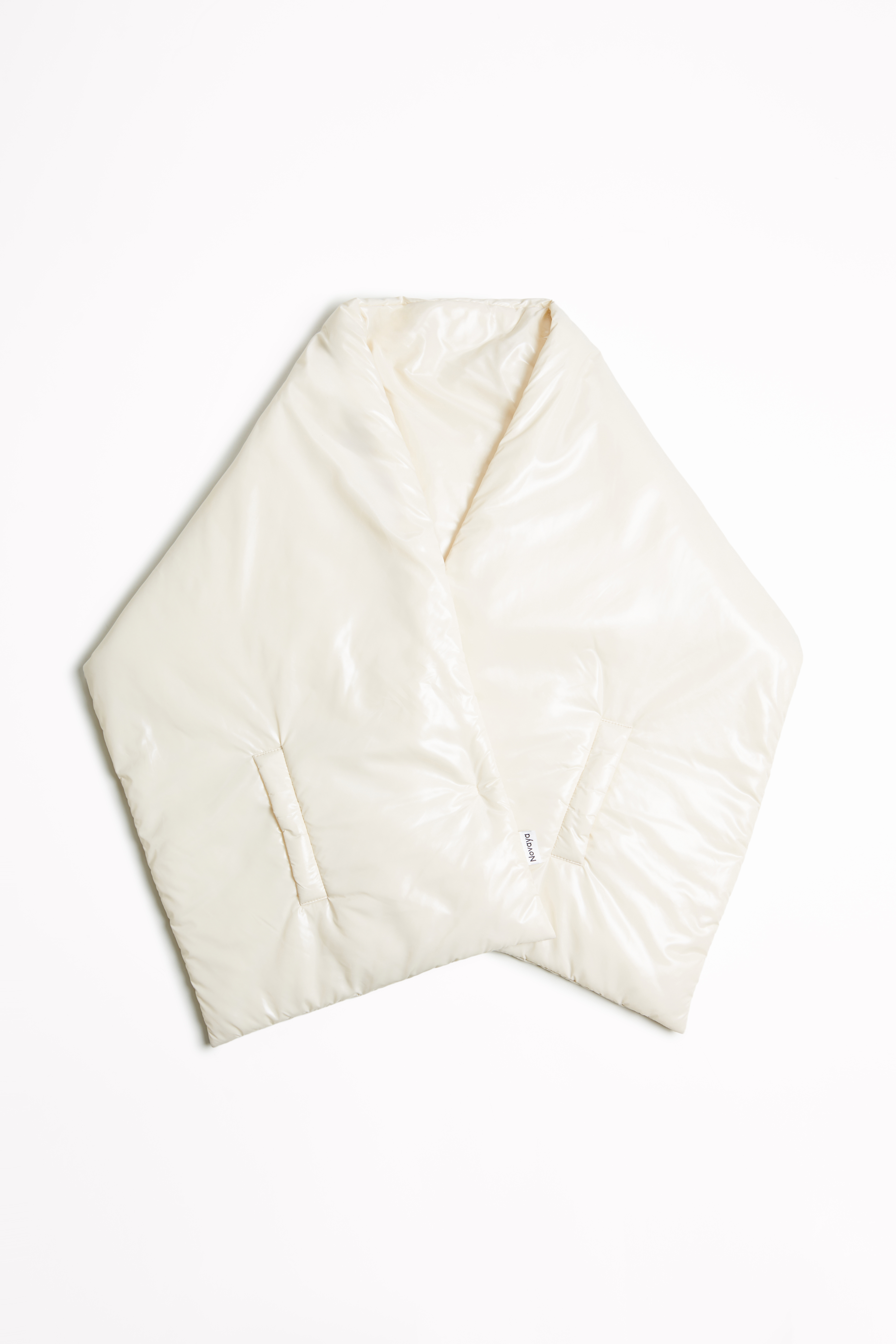 SCARF pockets: молочный